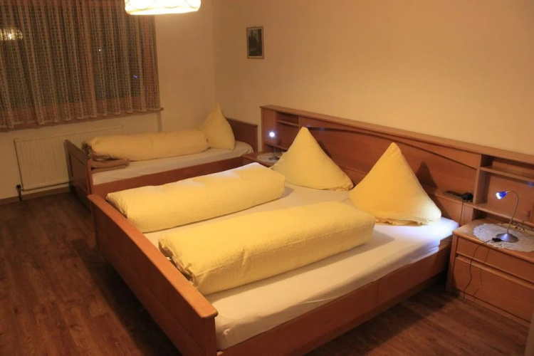 Pension & Restaurant TsingDao