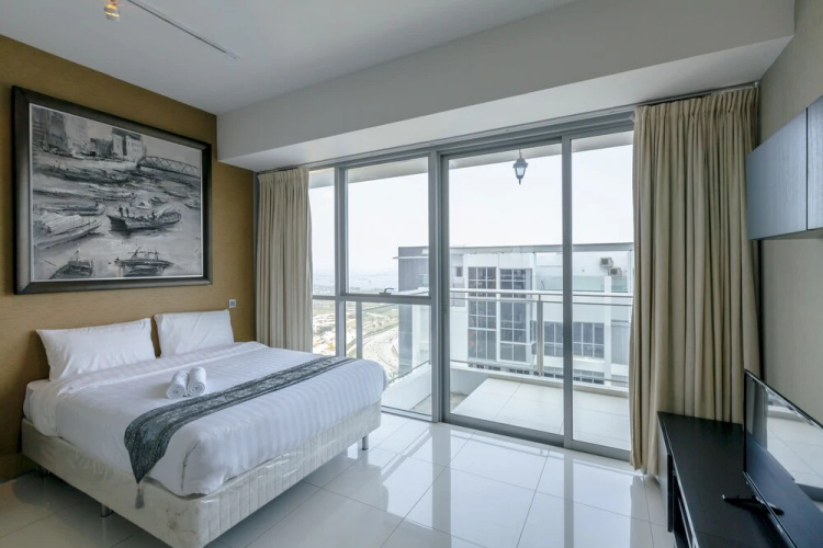 High Level TanjongPagar CBD Apartment