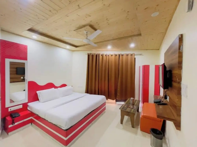 Superior Double room with city view