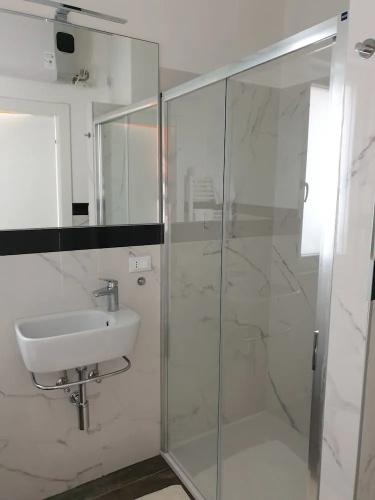Ariston Apartment