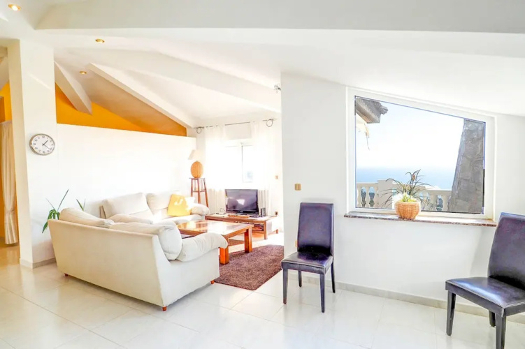 Property with amazing sea view and pool