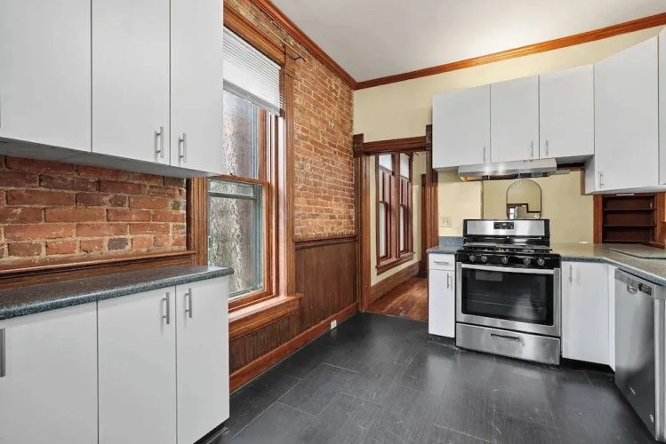 Vino & Vibes Villa Sleeps 6!