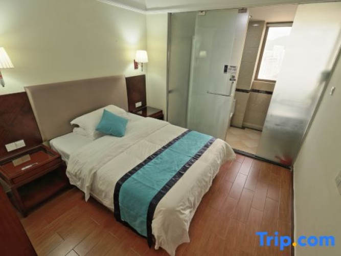 2 Bedrooms Quadruple Suite