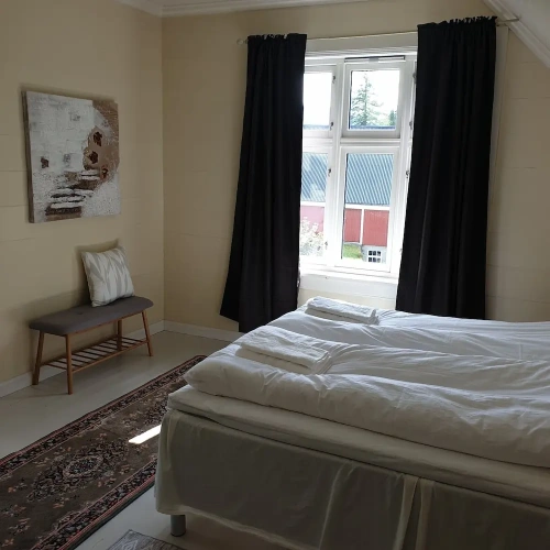 4 Bedrooms Premium Cottage with sea view