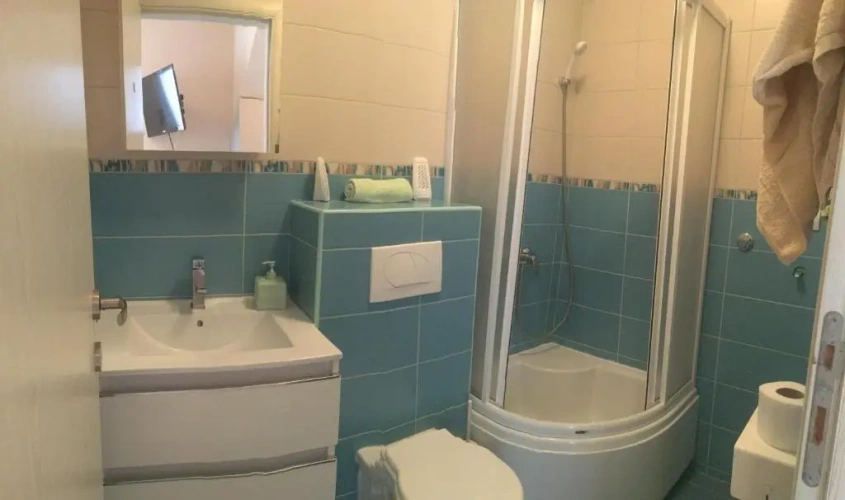 1 Bedroom Apartment with balcony