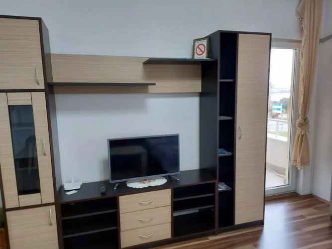 Adam' s Apartment 3