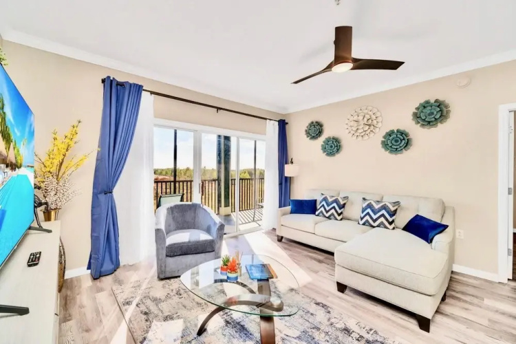 Spacious 2BR Condo Near Disney