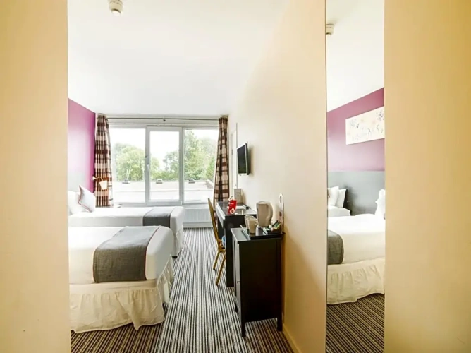 Deluxe Single room