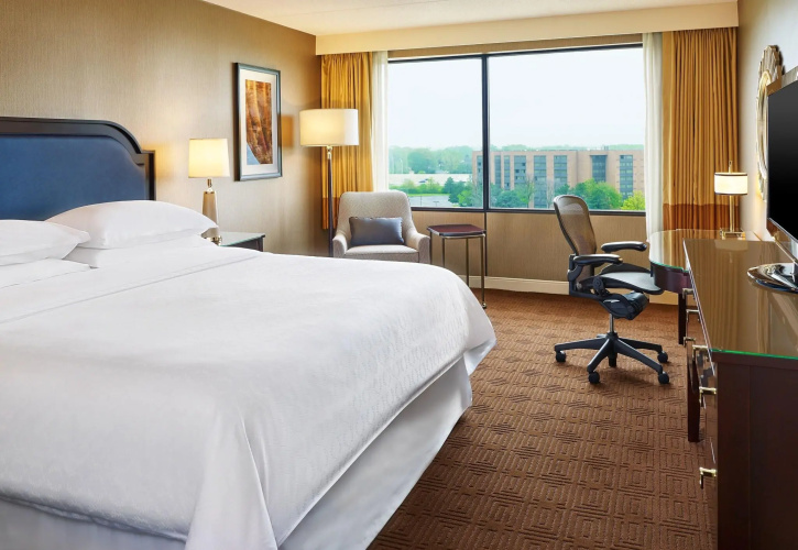 Sheraton Lisle Naperville Hotel photo 8