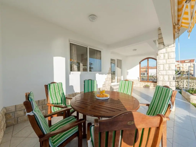 Apartments Batela