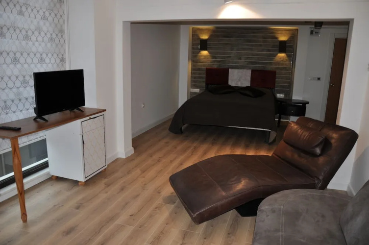Atroa Otel