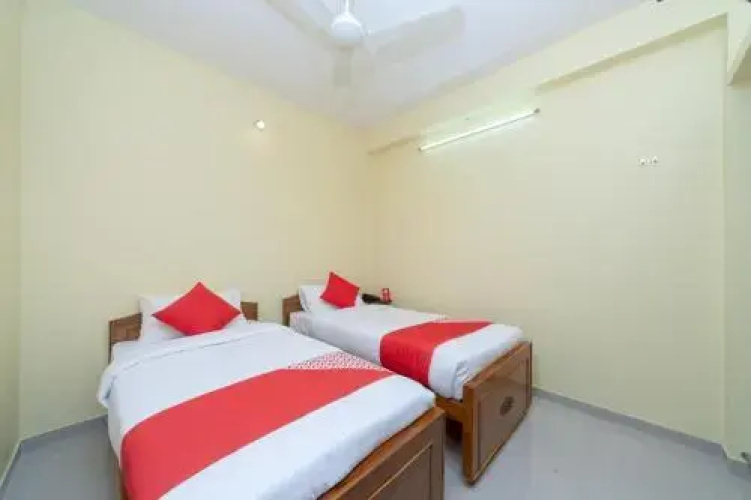 SS Residency By OYO Rooms
