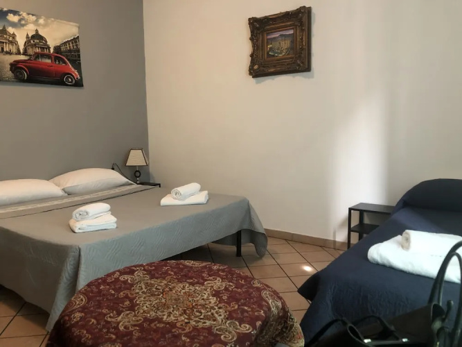Parisa Suite