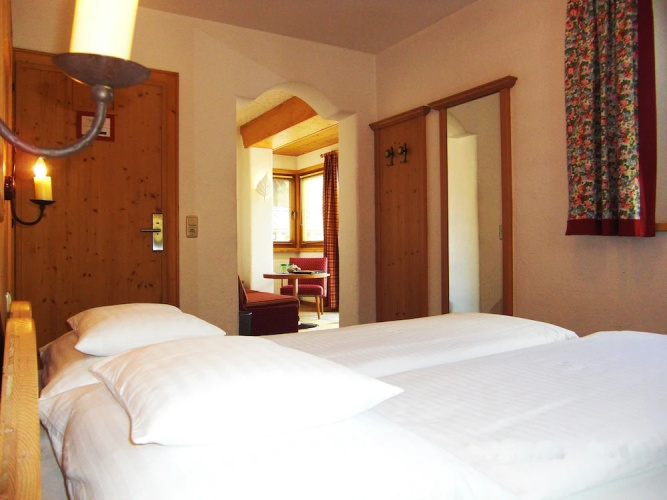 Schindler Hotel