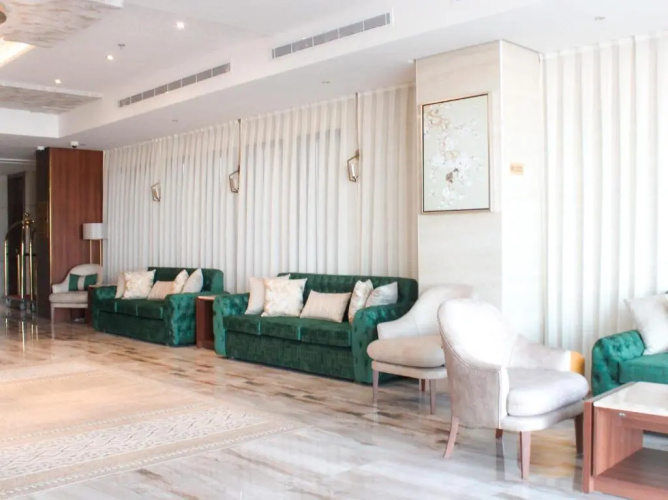 Level Nine Hotel