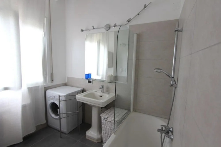 Room in Rome Isole