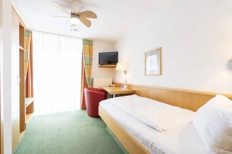 Classic Single room