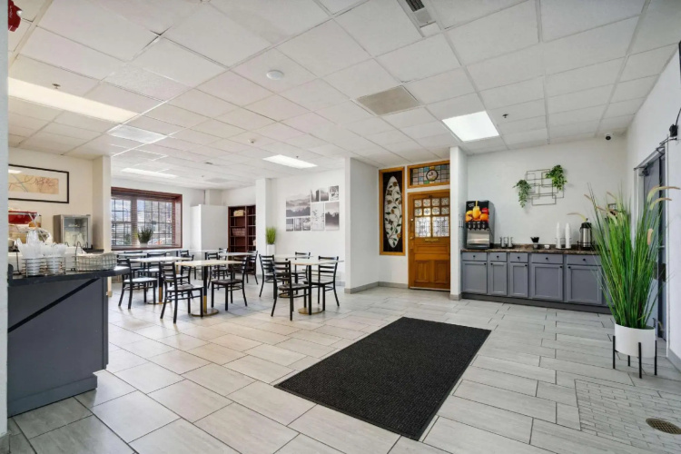 Quality Inn & Suites Waterloo-Ia (us)