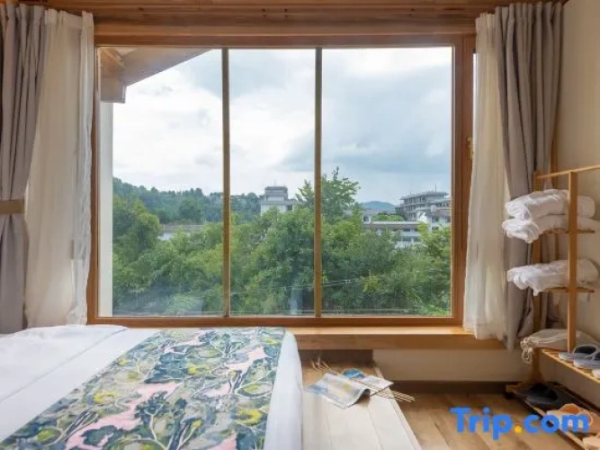 Deluxe Family Duplex Suite