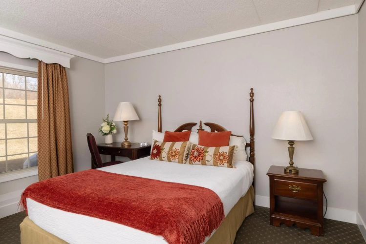 Brandywine River Hotel