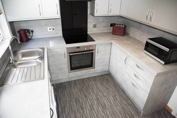 2 Bedrooms Cottage