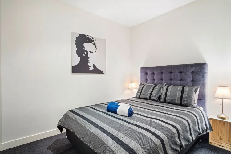 Sanctuary Apartments - Collins St CBD
