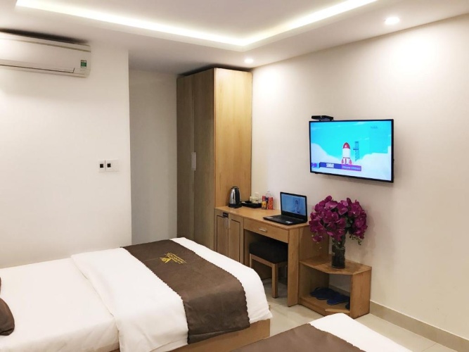 Standard Triple room
