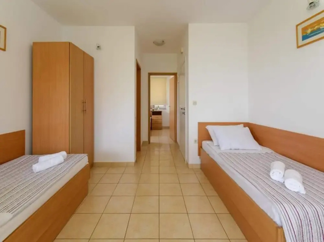 Alluring Apartment in Sukošan near Sea