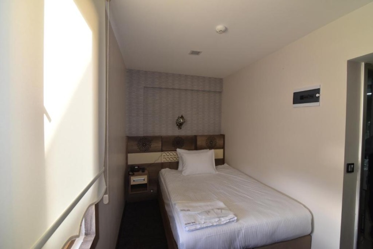 Deluxe Single room
