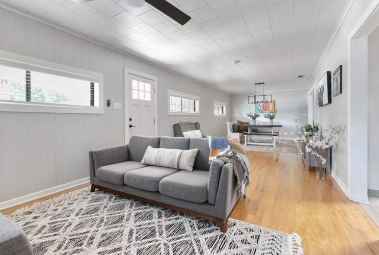3 Bedrooms Cottage