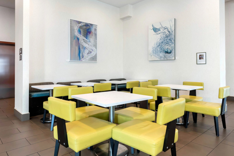Staybridge Suites St. Petersburg Downtown photo 21