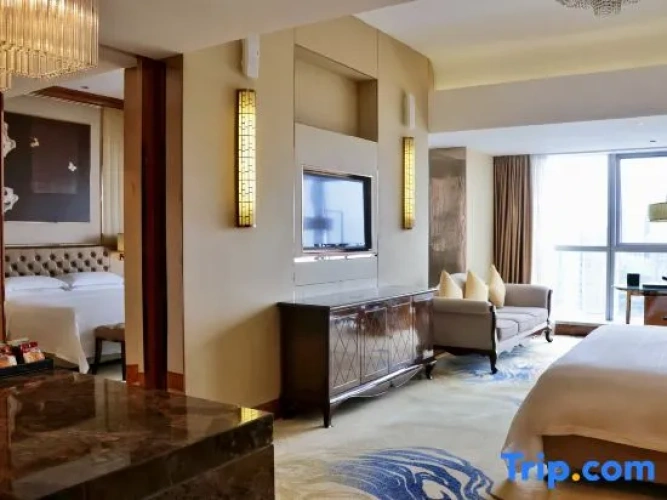 Luxury Quadruple Family Suite