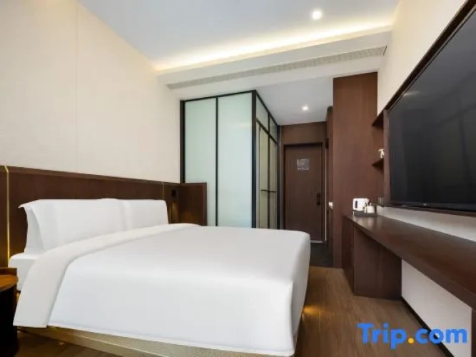 Standard Double room with courtyard view