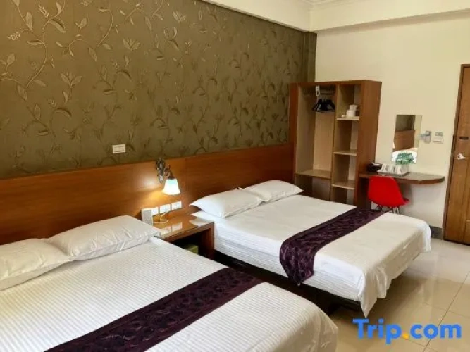 Standard Quadruple room with balcony