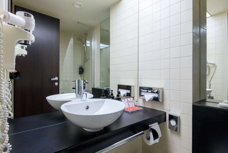 Ramada Plaza by Wyndham Bucharest Convention Center photo 9