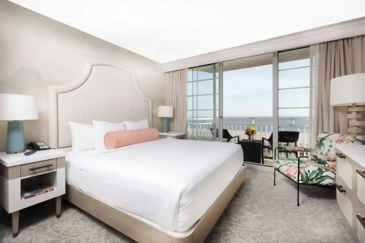 Double Junior Suite with ocean view