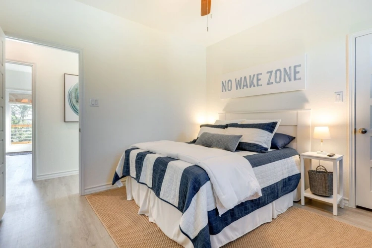 3 Bedrooms Cottage