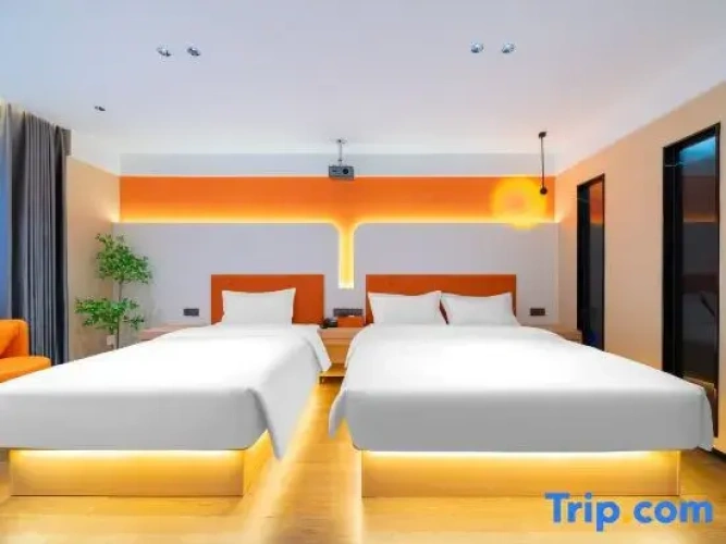 Standard Twin Family room