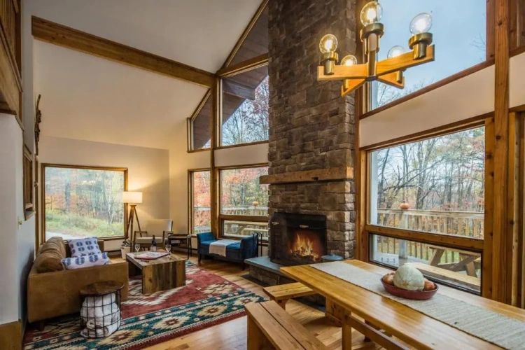 4 Bedrooms Cottage