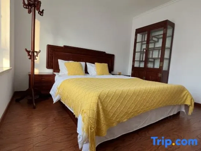 3 Bedrooms Suite with balcony