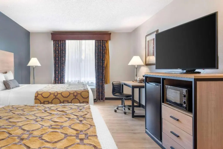 Baymont by Wyndham Kennesaw