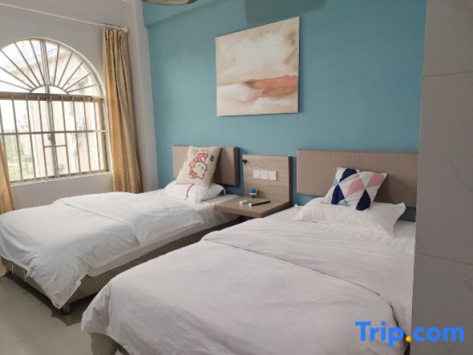 Standard Twin Family room