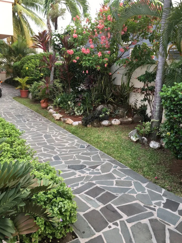 Tuxedo Villas