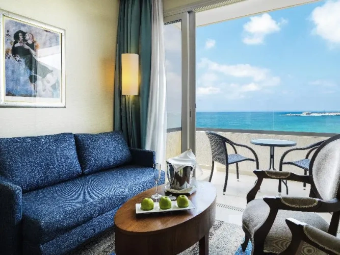 Superior Double room with balcony and with sea view