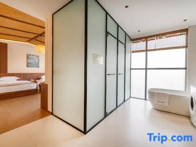 Standard room with balcony