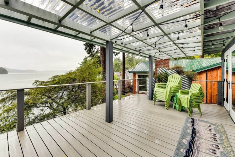 'the Nest' Gorgeous Waterfront La Conner Getaway!