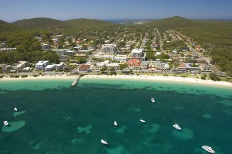 Zenith Unit 7 - Shoal Bay