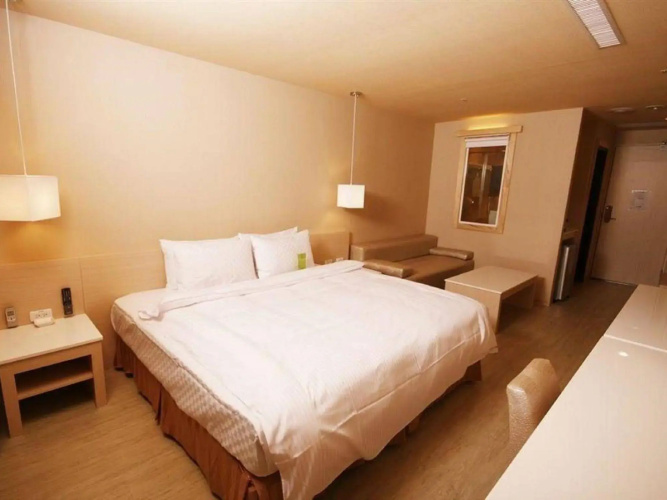 Kindness Hotel Glory Pier
