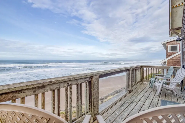 Waters Edge - Bella Beach