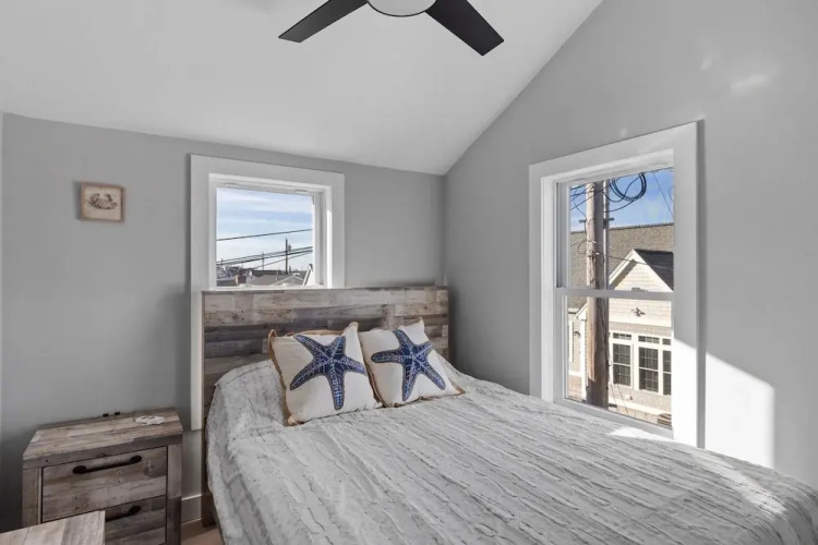Modern Condo Perfect For Winter Rental